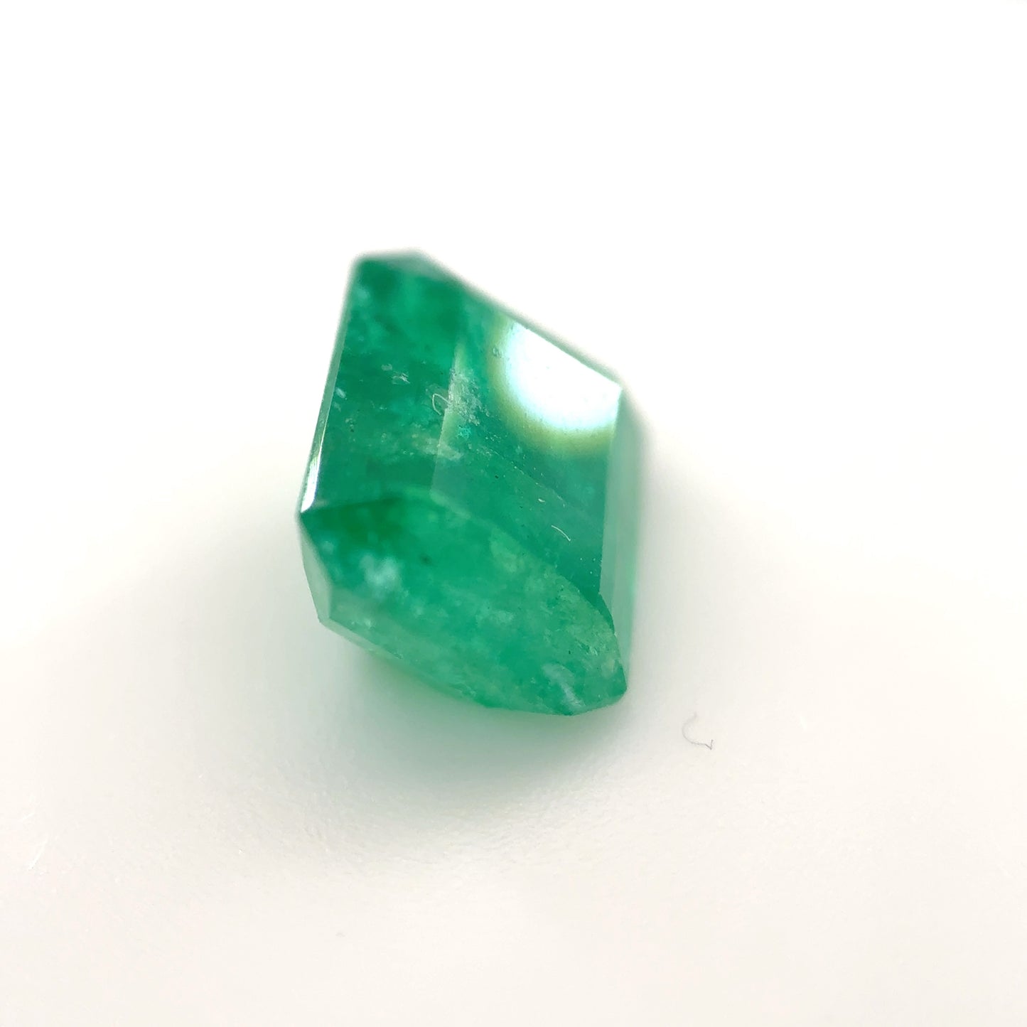 1651-BEM-66 | 1.8ct Emerald | 6.5x8mm | Unheated