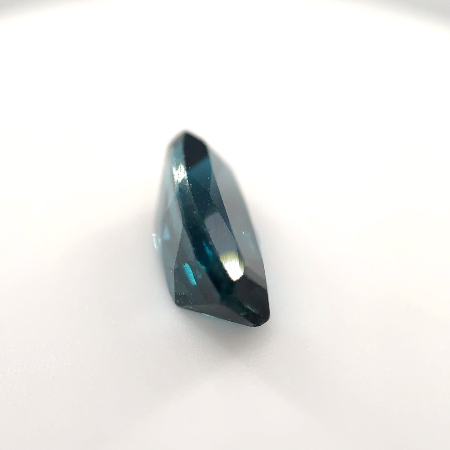 4153-TLB-11 | 1.8ct London Blue Topaz | 4.8x9.6mm