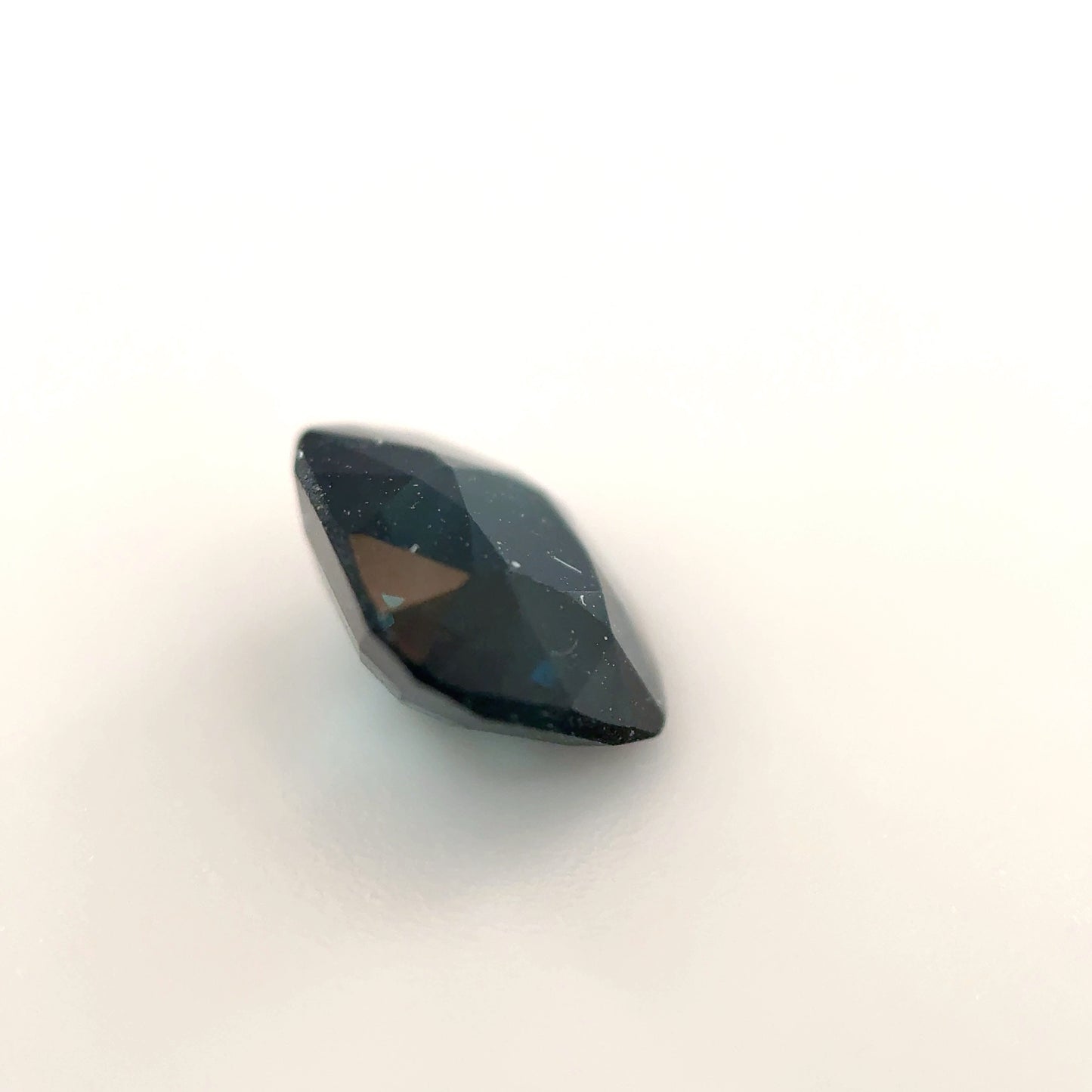 845-SN-24 | 0.97ct Spinel | 5.6x6.1mm | Untreated