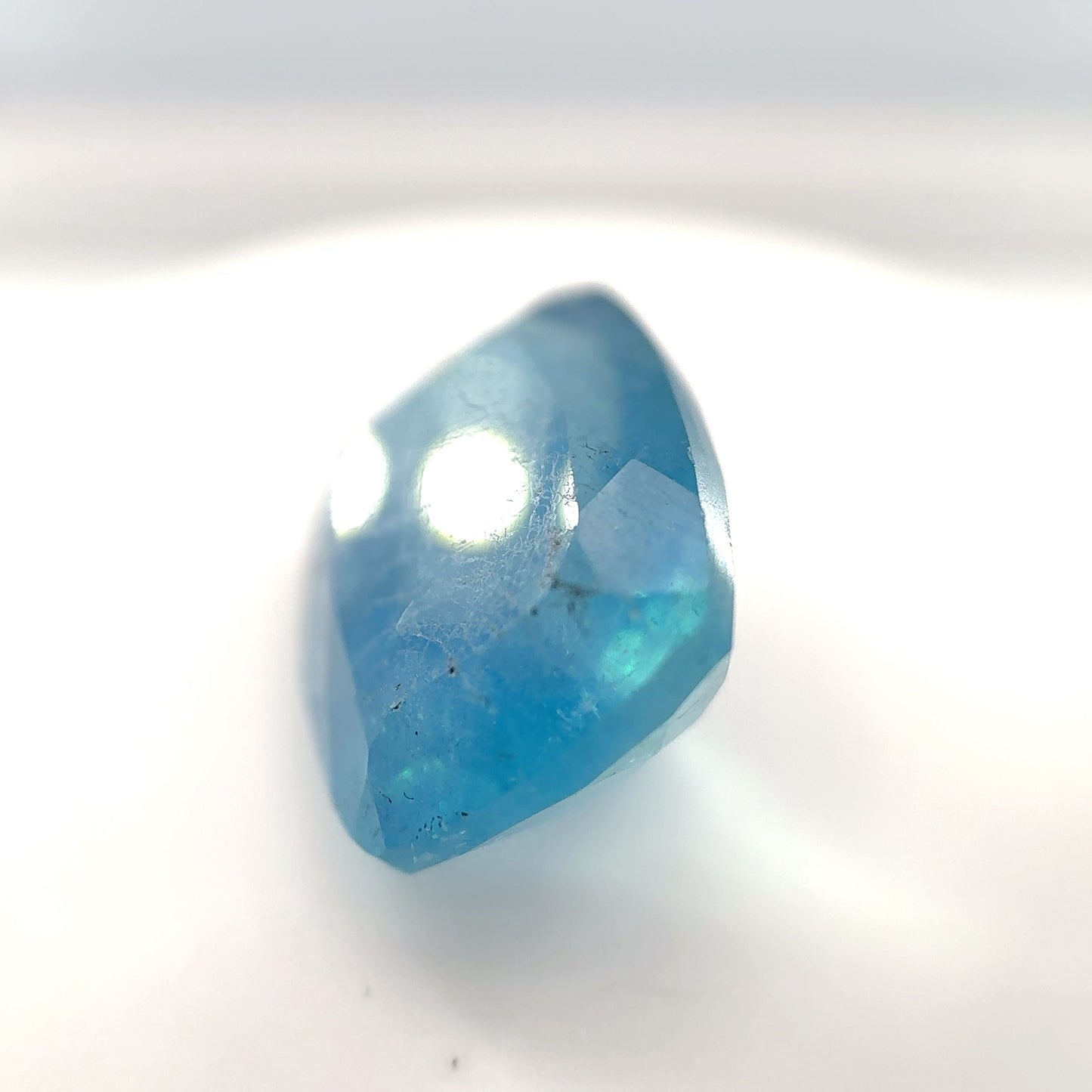 3206-BAQ-88 | 11ct Aquamarine | 15.7x12.1mm