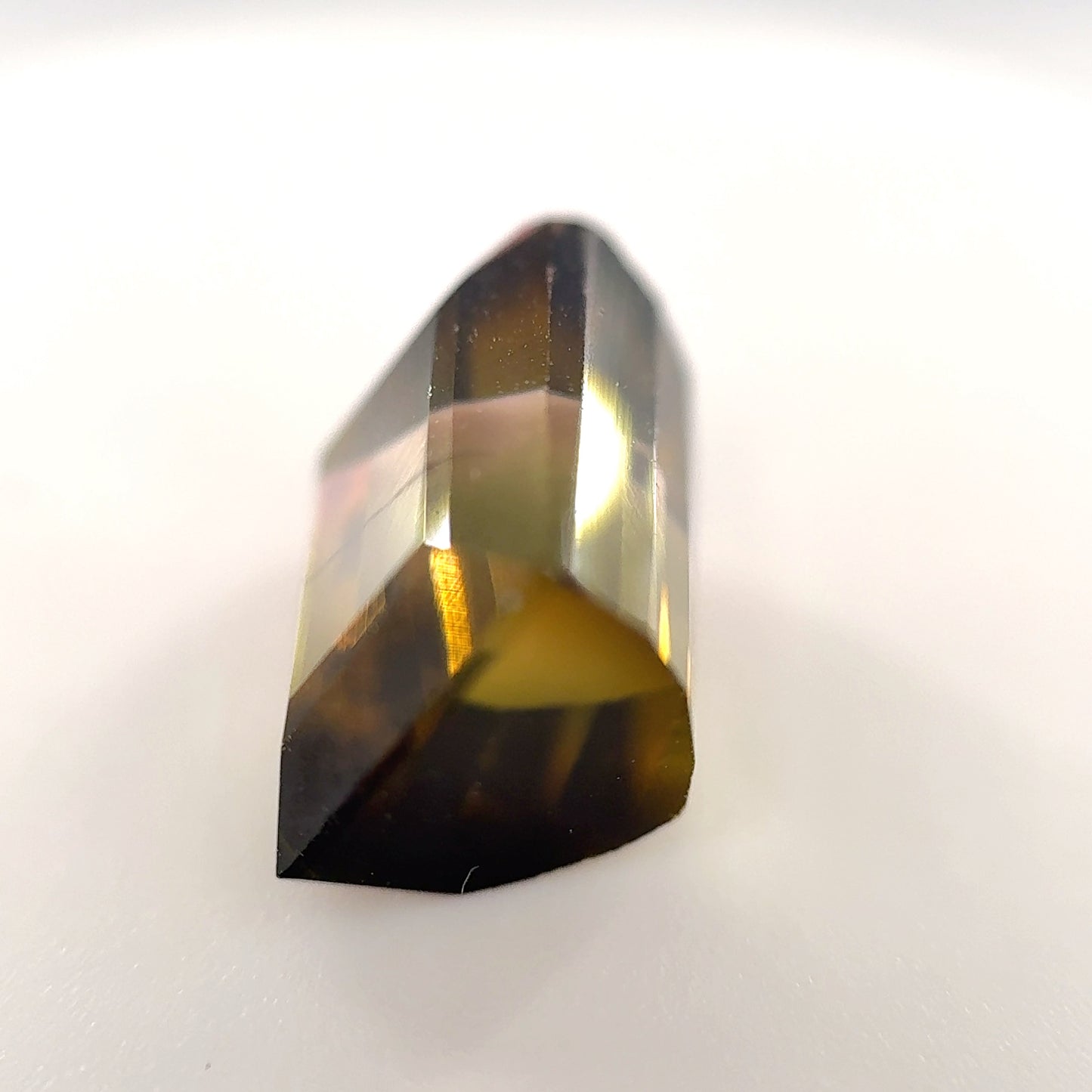 236-TMBC-214 | 4.97ct Bi-Color Tourm | 9.4x7.7mm | Untreated