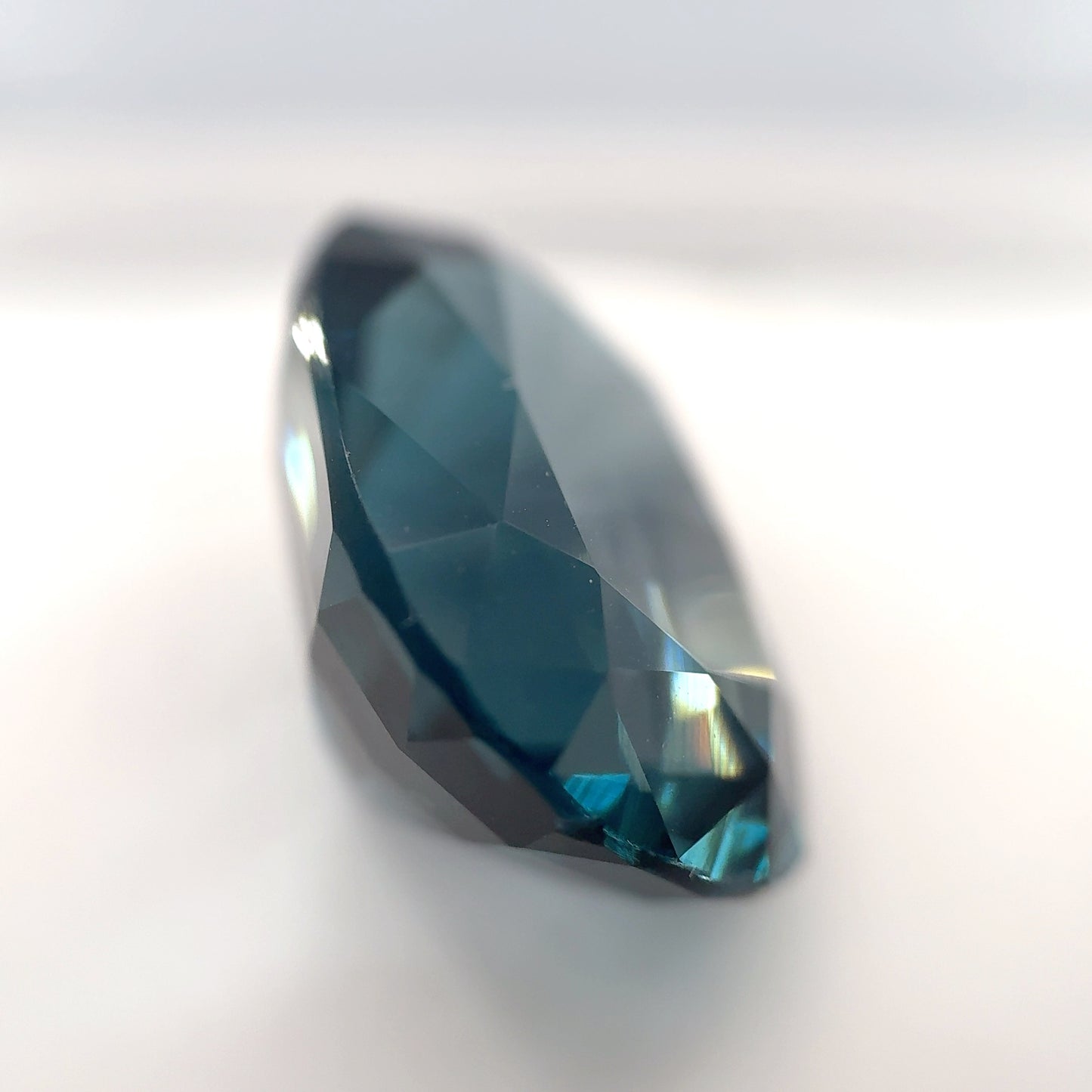 3729-TLB-163 | 38ct London Blue Topaz | 17x23mm