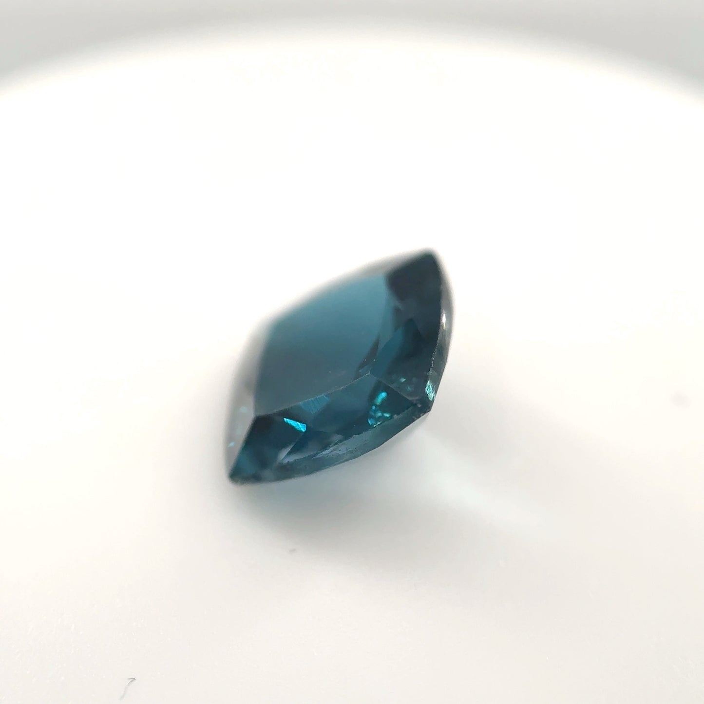 4147-TLB-14 | 2.2ct London Blue Topaz | 7.7x7.8mm