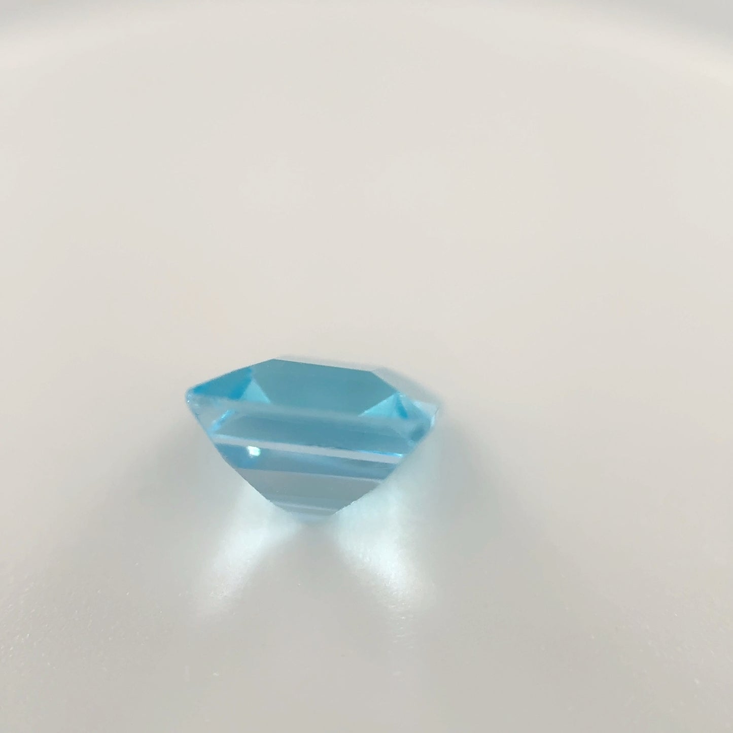 4661-TBL-3 | 1.25ct Blue Topaz | 6.0x6.0mm