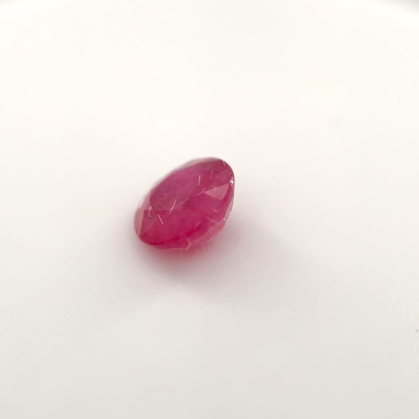 4257-CRU-3 | 0.75ct Ruby | 5.1mm round