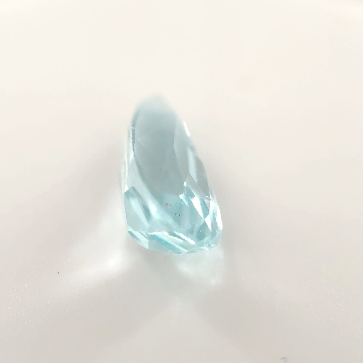 4354-BAQ-53 | 1.65ct Aquamarine | 5.6x11.4mm
