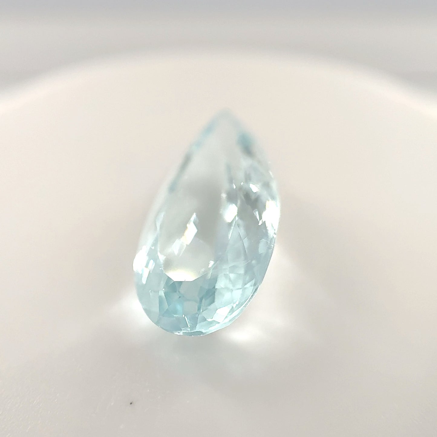 4368-BAQ-132 | 4.1ct Aquamarine | 8.5x16.6mm