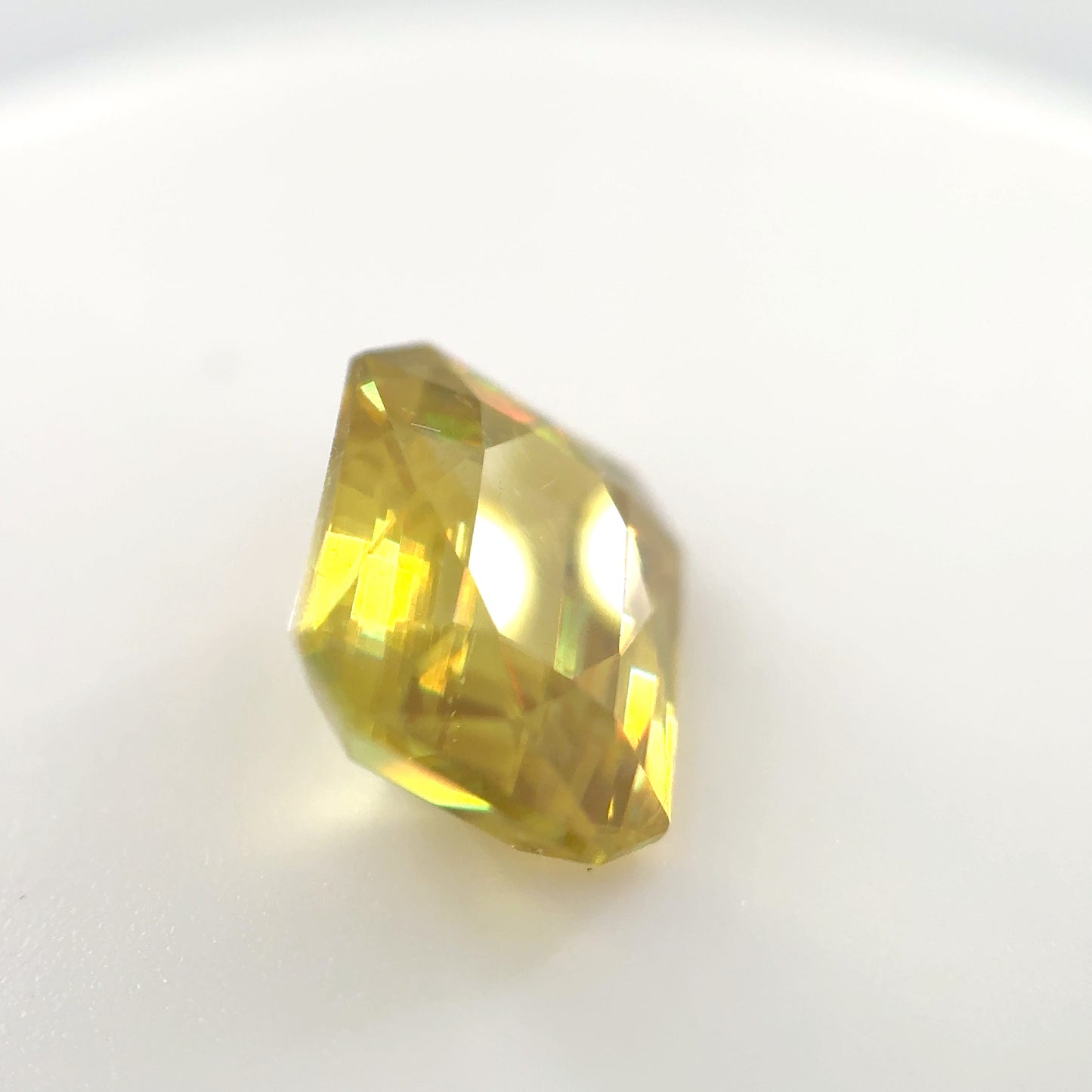4103-OSP-121 | 3.15ct Sphene | 7.6x9.6mm
