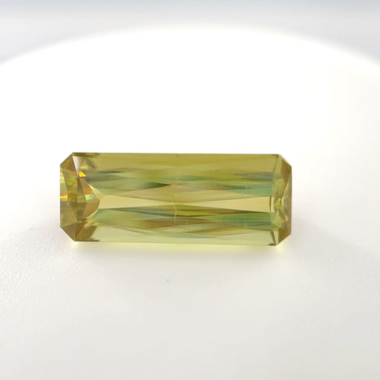 Earth Grown 2.9ct Yellow Sphene – Loose Gemstone Radiant Cut 5.6x14.2mm