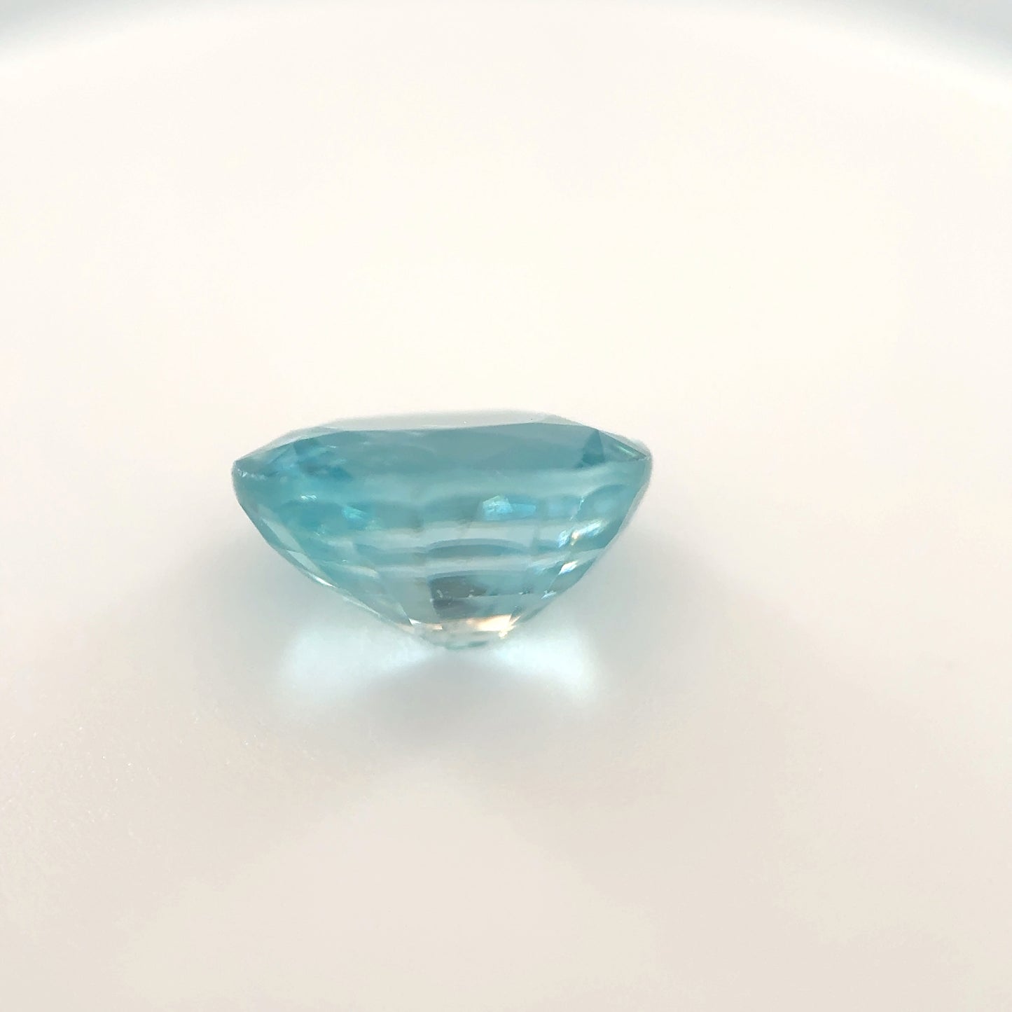 2077-ZR-27 | 2.3ct Zircon | 6.3x8mm