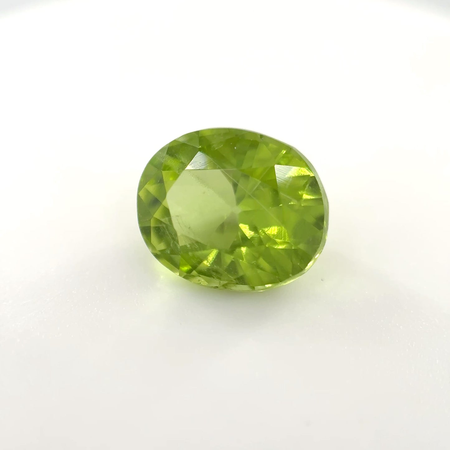 5277-PD-48 | 2.2ct Peridot | 7.1x8.6mm