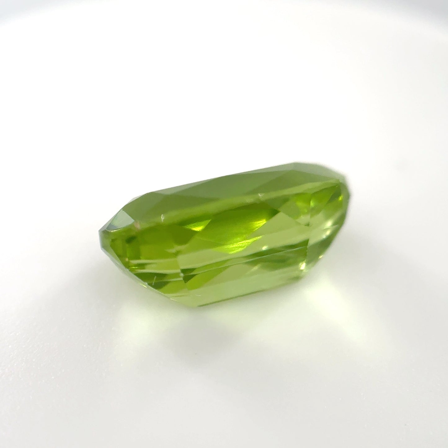 5274-PD-81 | 3.75ct Peridot | 7.3x11.4mm