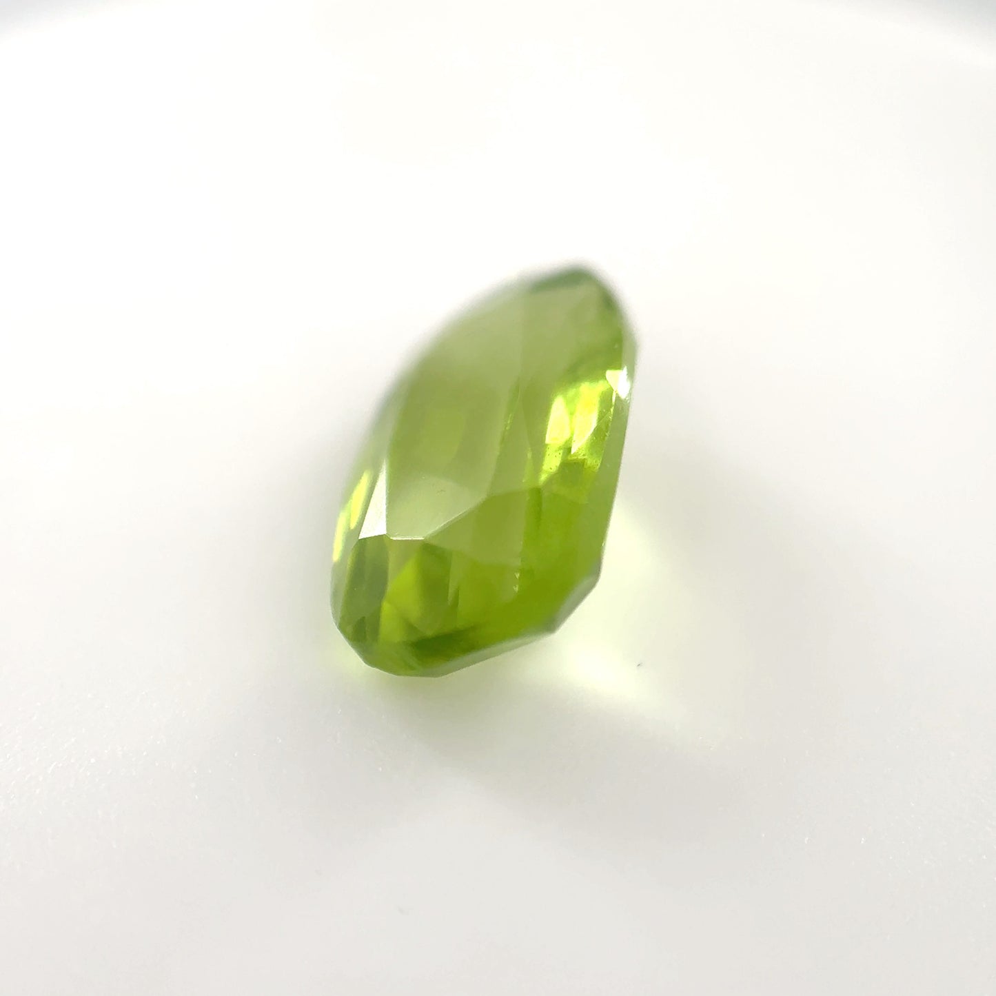 5272-PD-56 | 2.55ct Peridot | 2.9x4.1mm